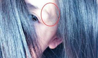 愚人节适合剪头发吗 愚人节屏幕上有头发