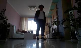 模仿迈克尔杰克逊舞蹈 模仿迈克尔杰克逊舞蹈